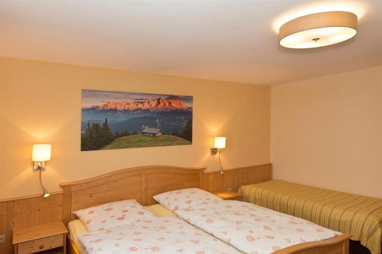 Gaestehaus Loedermann Garmisch-Partenkirchen Exterior photo